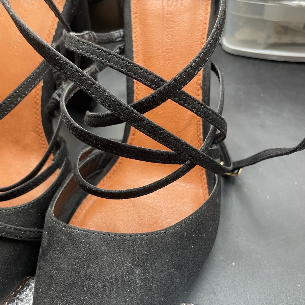OSPS SHOES: Black Heels - Picture 2 of 10